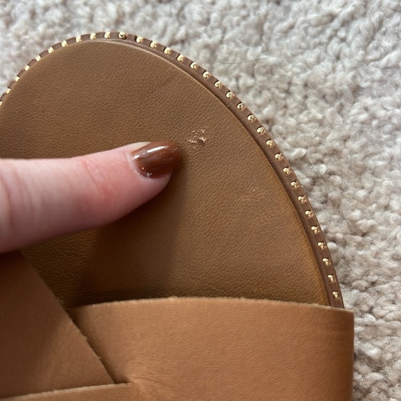 Sorel Roaming Criss Cross Sandals - Picture 8 of 9